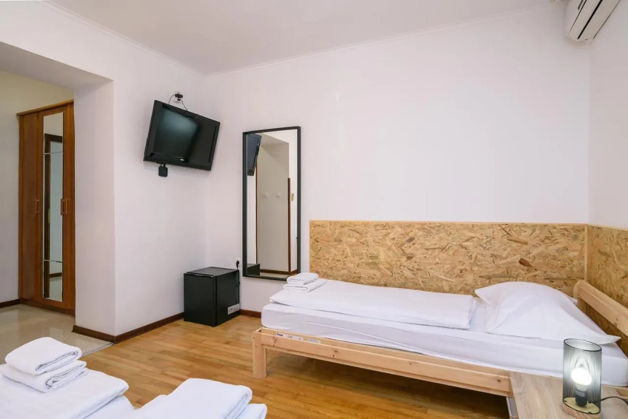 Stay In Meta Mate Split Hotel